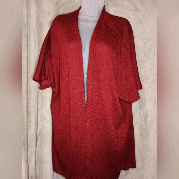 FOREVER 21 deep burgundy Merlo knit half sleeve cardigan (#972) - Picture 1 of 5